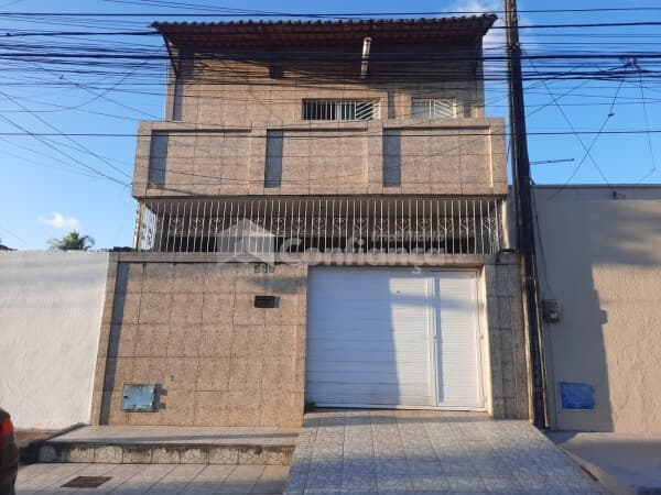 Casa Duplex à Venda no bairro Padre Andrade em Fortaleza/CE