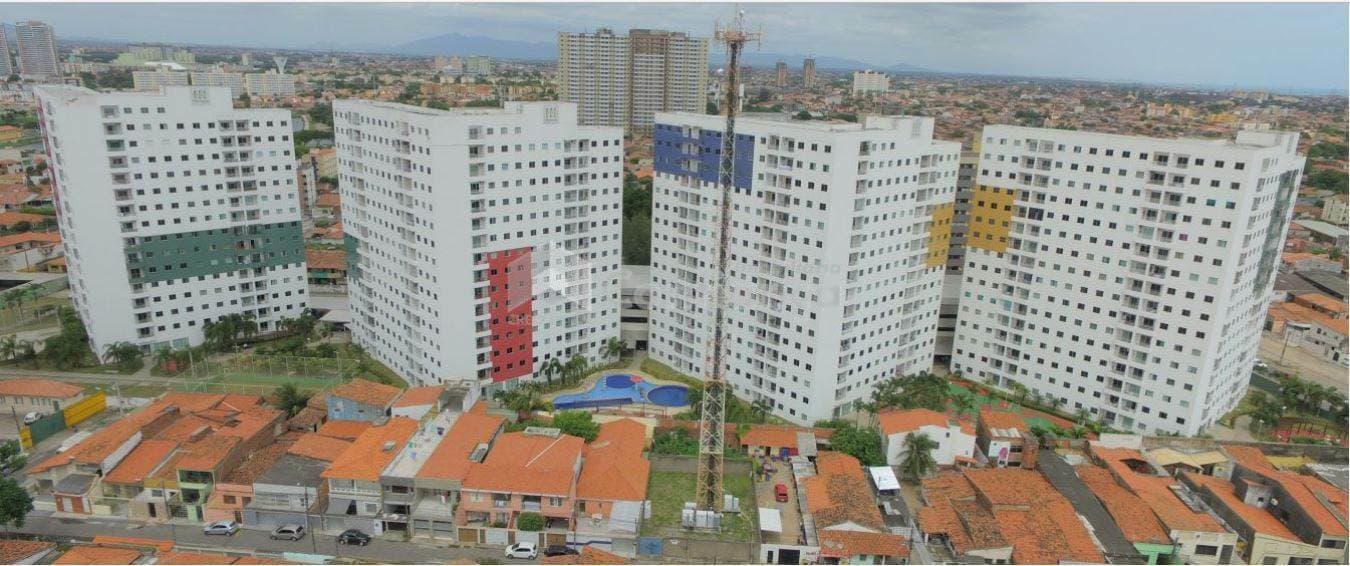 Apartamento à Venda no Monte Castelo no Jardins Residence em Fortaleza/CE