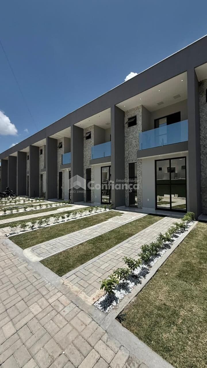 Casa Duplex á Venda no Jardim Icaraí - Caucaia/CE