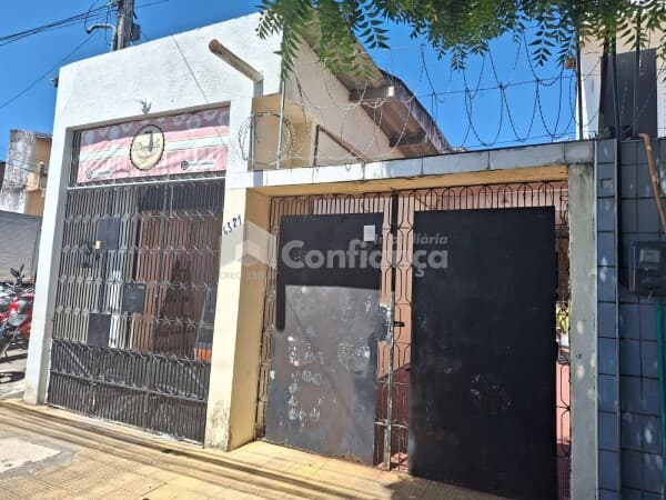 Casa á Venda no Alvaro Weyne- Fortaleza/CE