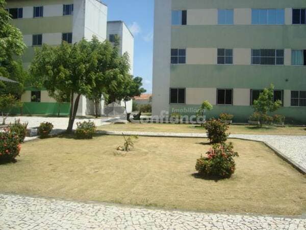 Apartamento à Venda no Bairro Cajazeiras em Fortaleza/CE