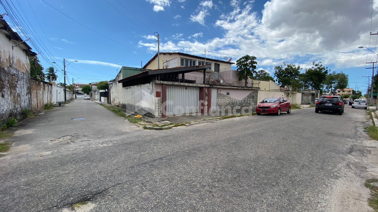 Casa Duplex a Venda no Montese em Fortaleza/CE
