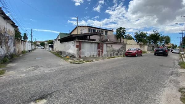 Casa Duplex a Venda no Montese em Fortaleza/CE