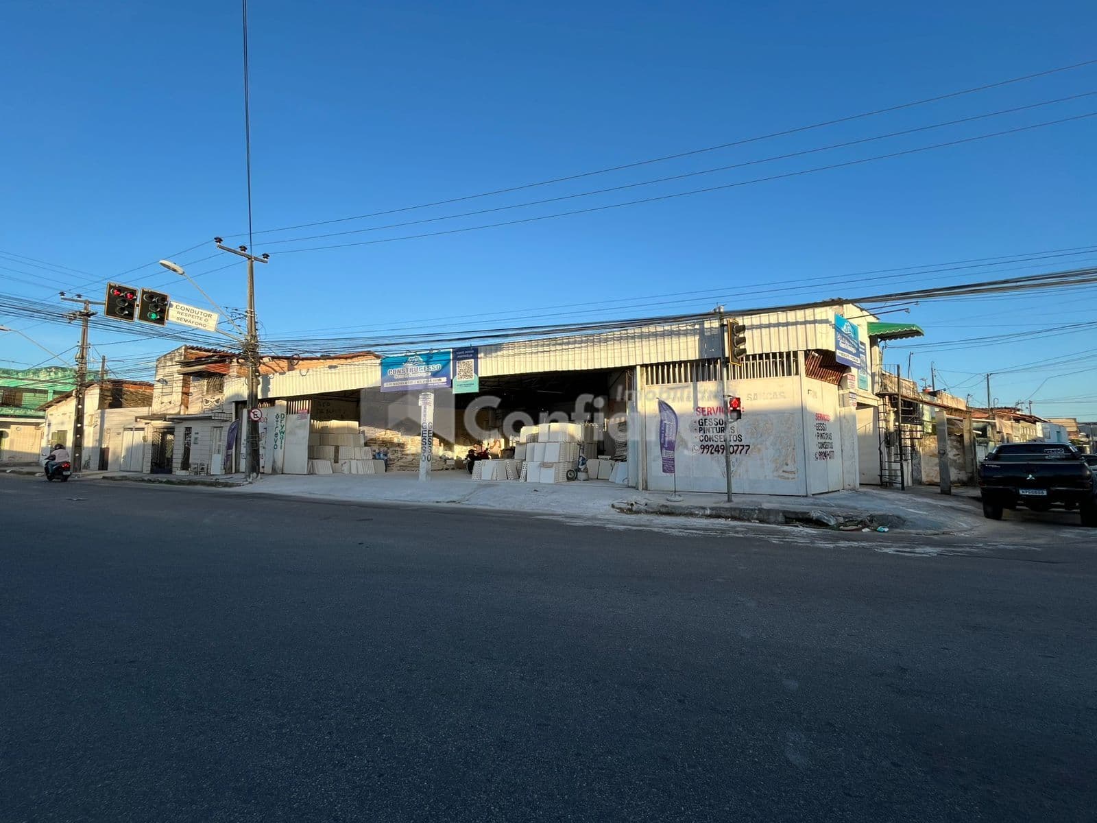 Galpão + Flat no Álvaro Weyne em Fortaleza/CE