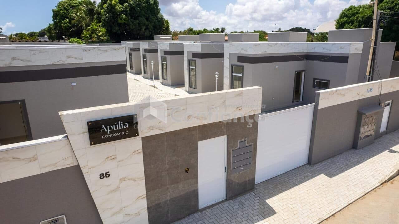 Casa á Venda no Camurupim- Caucaia/CE