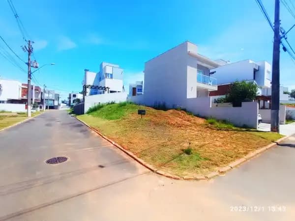 Terreno em Condomínio à Venda no Verdes Campos