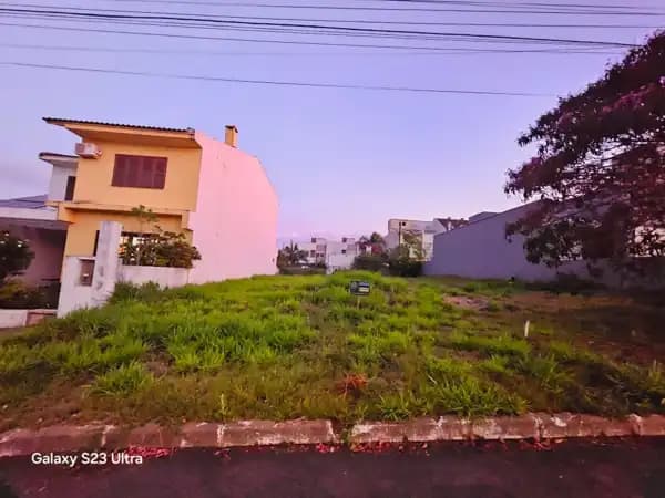 Terreno em Condomínio à Venda no Verdes Campos