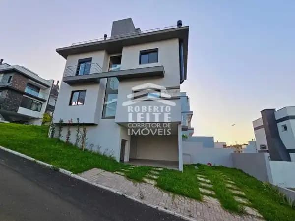 Casa em Condomínio à Venda no Verdes Campos