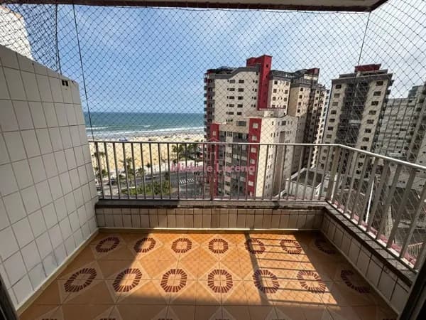 2 dormitórios c/ vista definitiva para o mar!