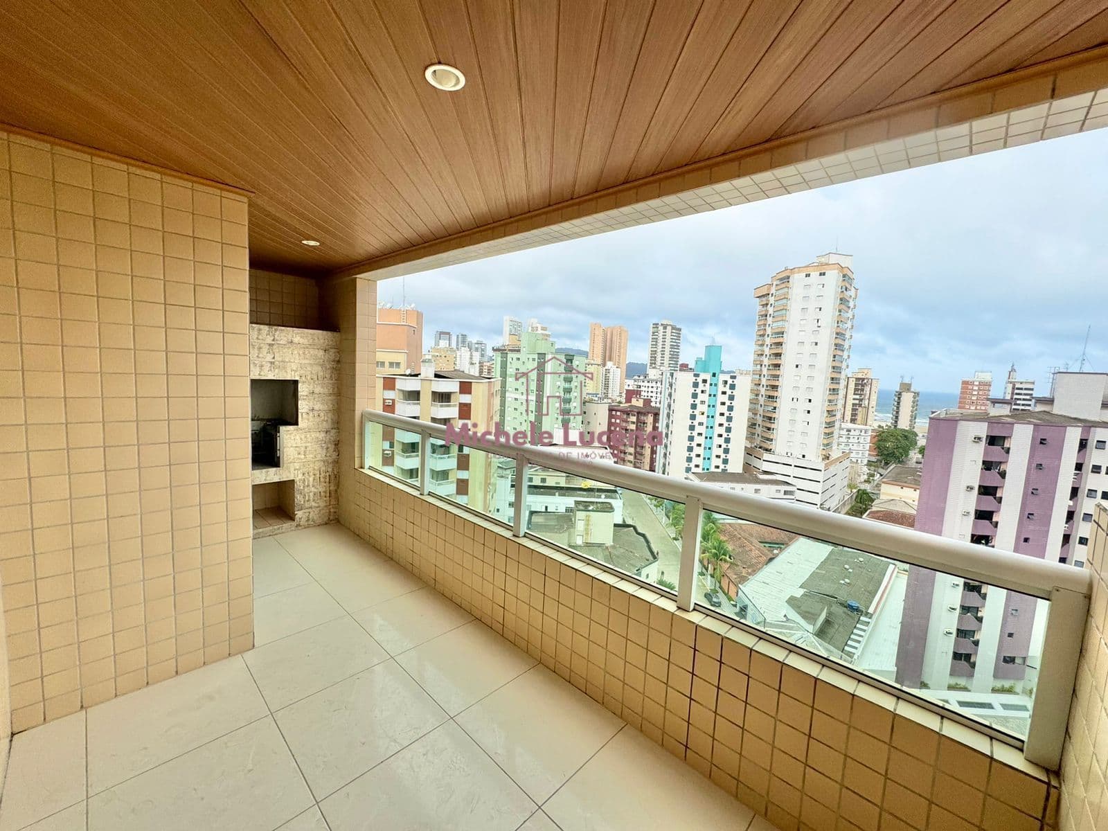 Apartamento em Praia Grande - Guilhermina
