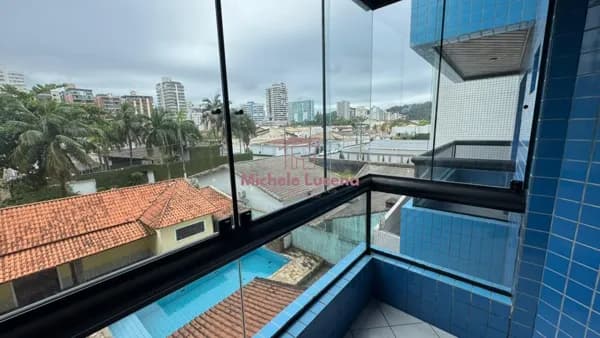 2 dormitórios c/ 3 sacadas - 250 mts da Praia !