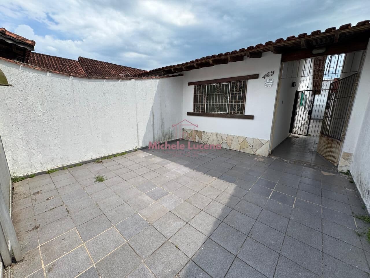 Casa Geminada - 400 mts da Praia!!