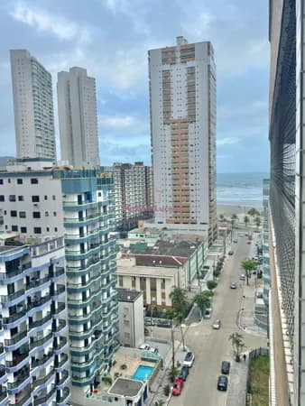 2 dormitórios com churrasqueira a carvão - andar alto vista livre!