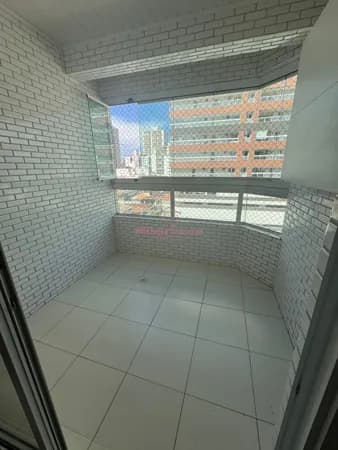 2 dormitórios - 350 mts da Praia!