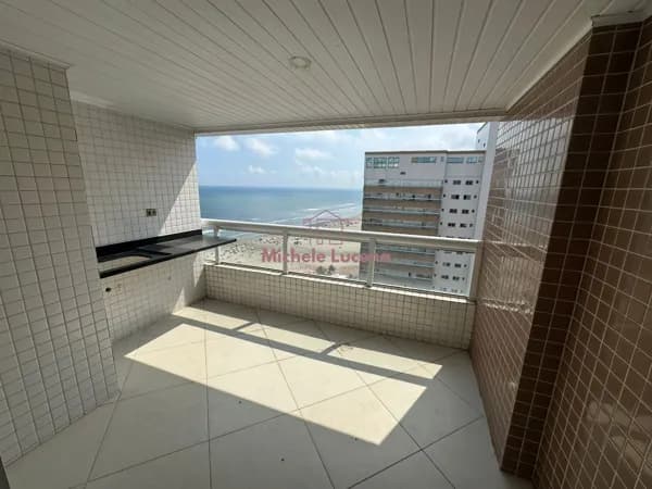 2 suítes c/vista para o MAR!