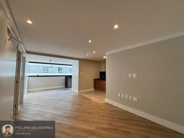 Alphaville I Apartamento 2/4, Paralela Salvador. Reformado. Armários Planejados NOVOS!