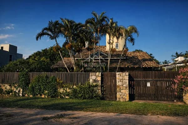 Casa em Praia da Ferrugem, Garopaba/SC