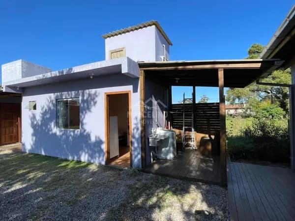 4 apartamentos com amplo quintal