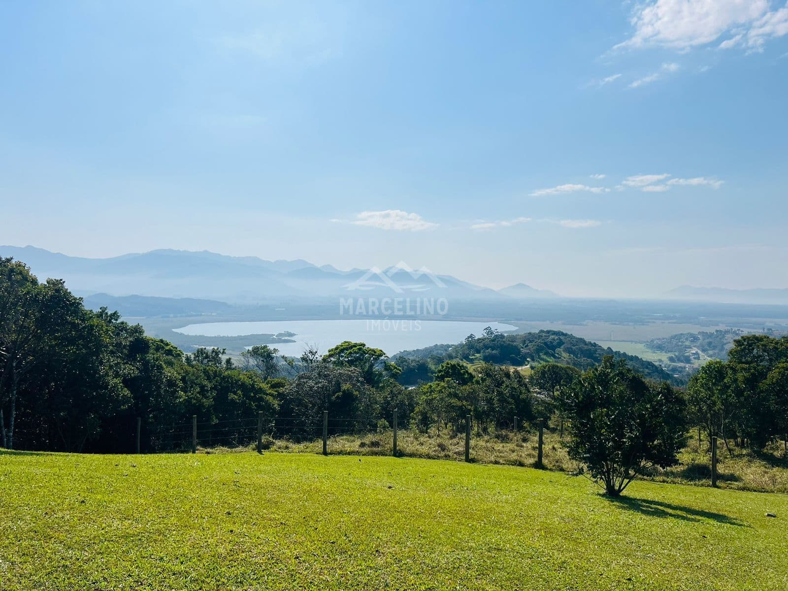 Lote/Terreno em Paulo Lopes - Ribeirão