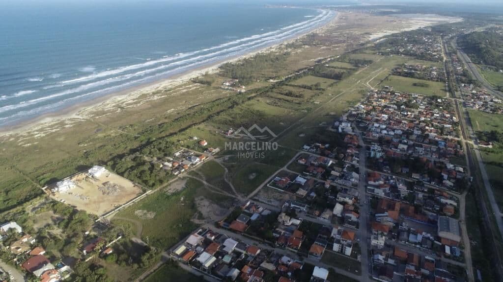 Terrenos disponíveis a 300m do mar
