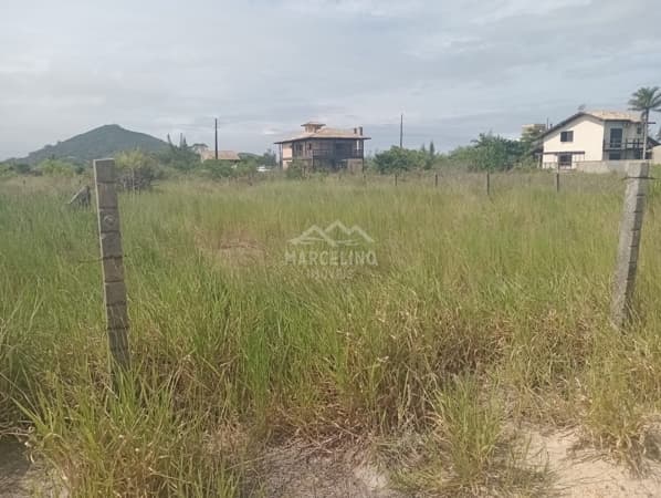 Terreno a venda na barra de Ibiraquera.