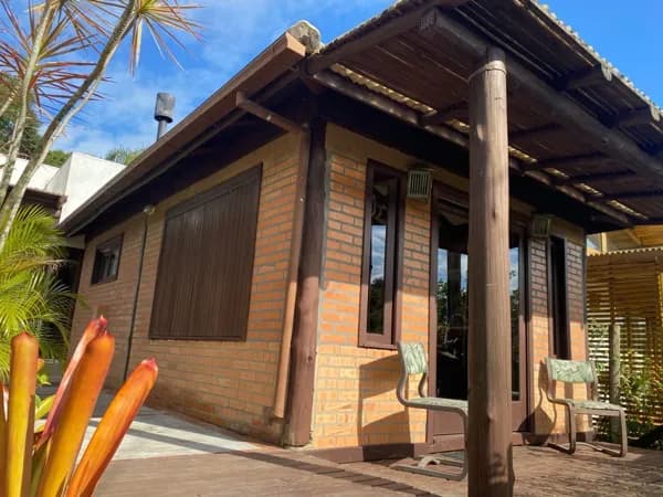 Casa próxima ao centrinho da Praia do Rosa, Imbituba/SC