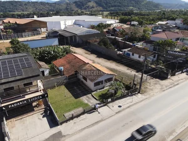 Ponto comercial em Araçatuba, Imbituba/SC