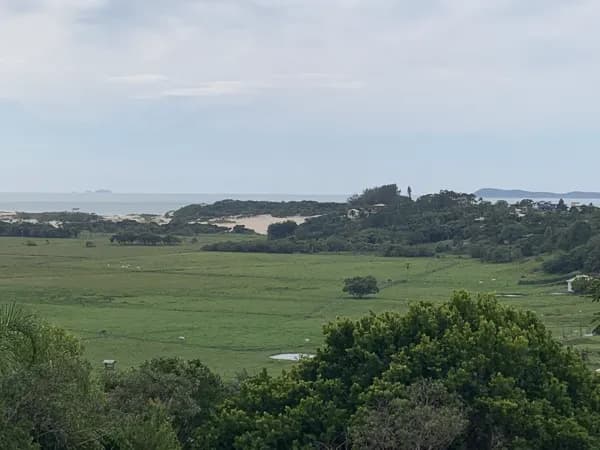 TERRENO COM VISTA MAR