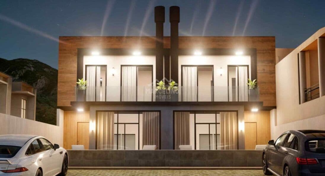 Casa Geminada 350m da praia central de Garopaba