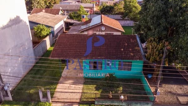 Casa em Medianeira - Nazaré