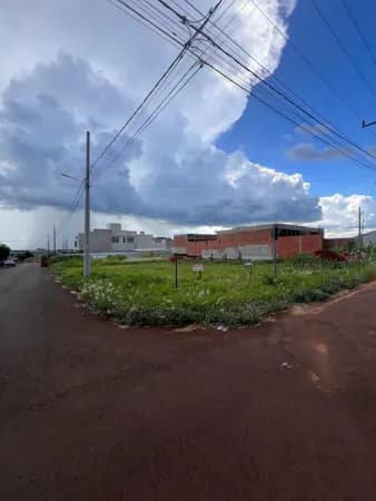 Lote/Terreno em Medianeira - Condá