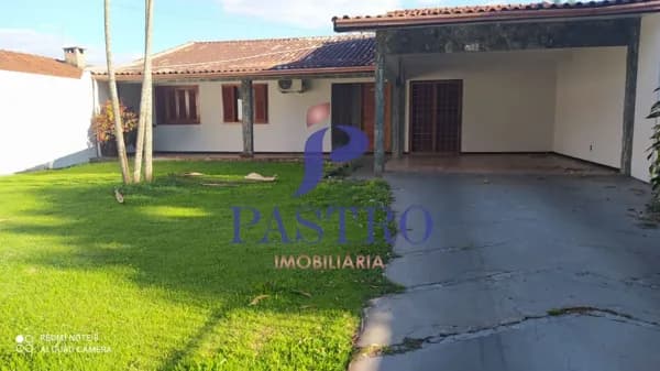 Casa em Medianeira - Centro