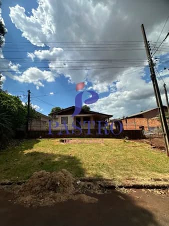 Casa em Medianeira - Condá