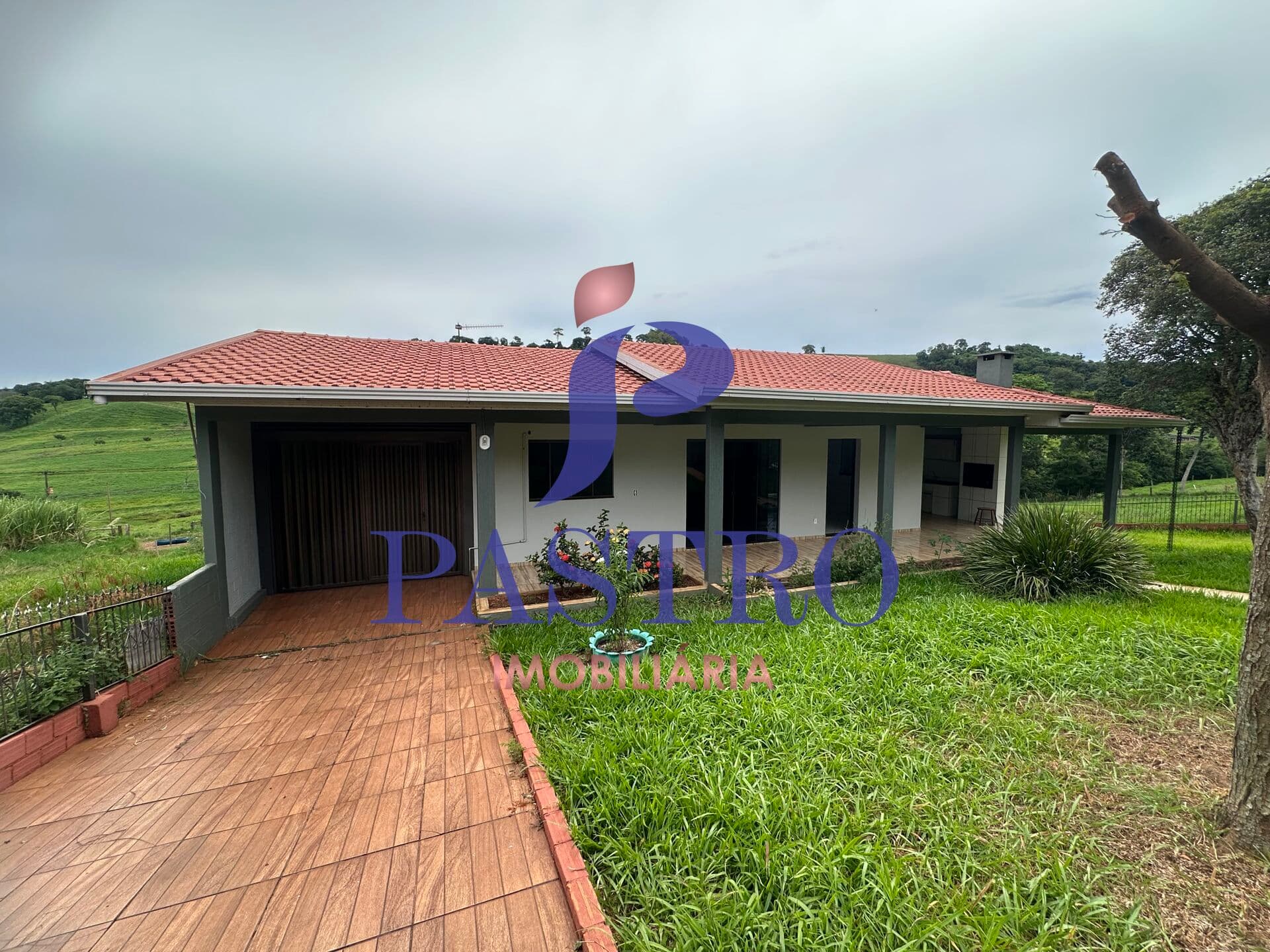 Fazenda/Sítios/Chácaras em Medianeira - Área Rural Medianeira