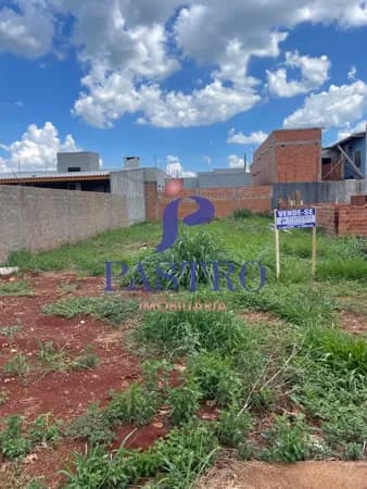 Lote/Terreno em Medianeira - Ipê