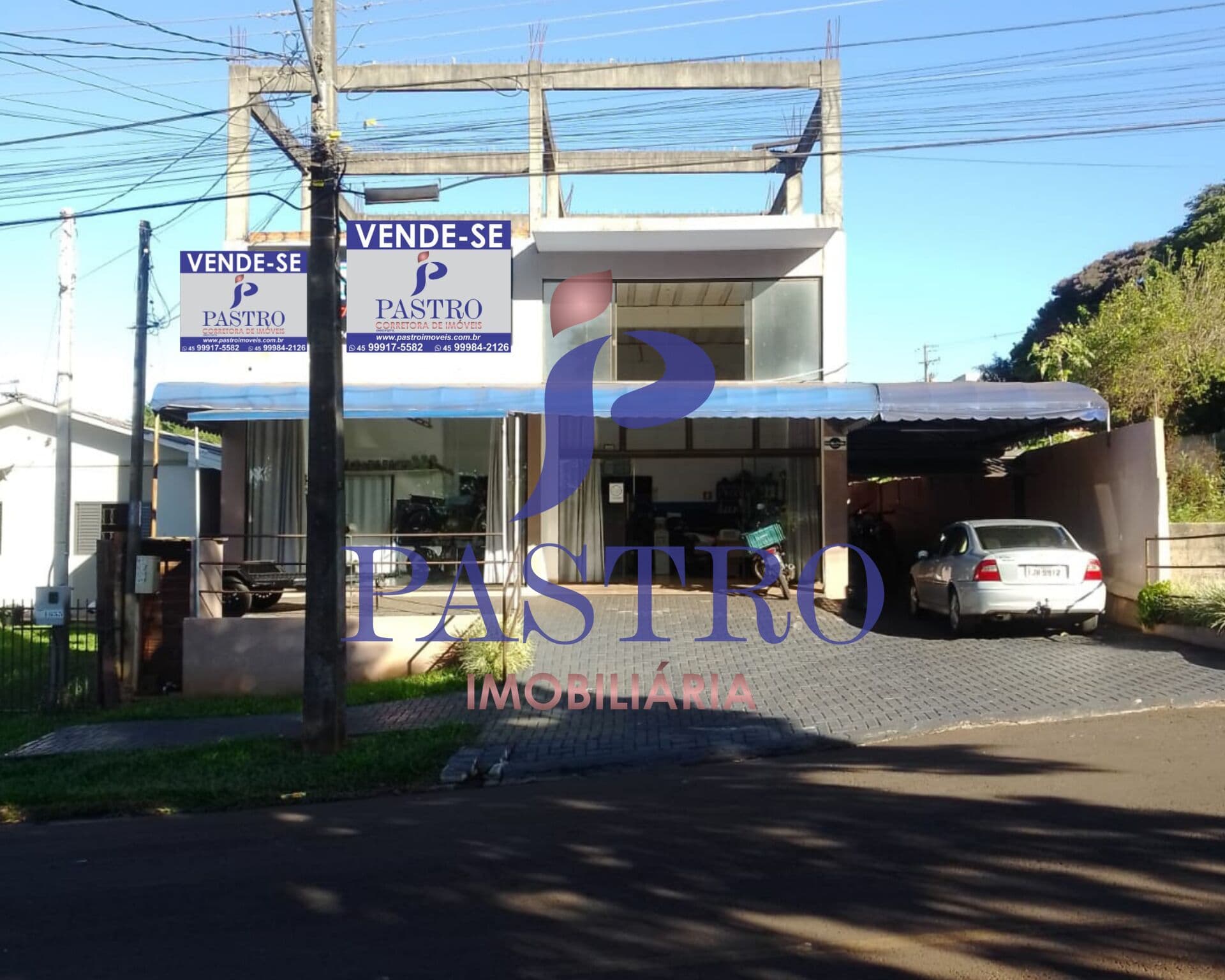 Prédio/Edifício Inteiro em Medianeira - Centro