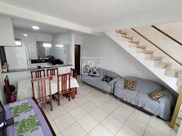 Casa Geminada 2 Quartos Armários Planejados - Pedra Azul - Contagem/MG