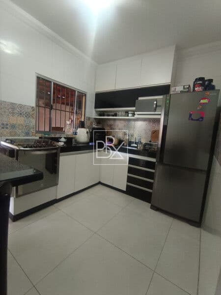 Casa Geminada 2 Quartos Armários Planejados - Veneza - Ribeirão das Neves/MG