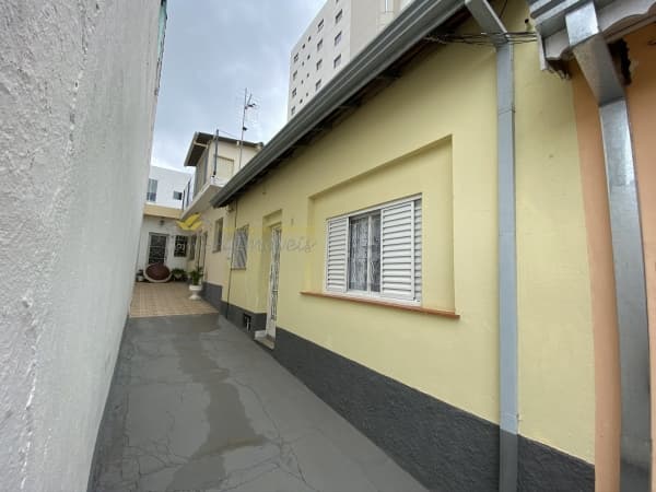 Casa Térrea para Venda em Centro Atibaia-SP