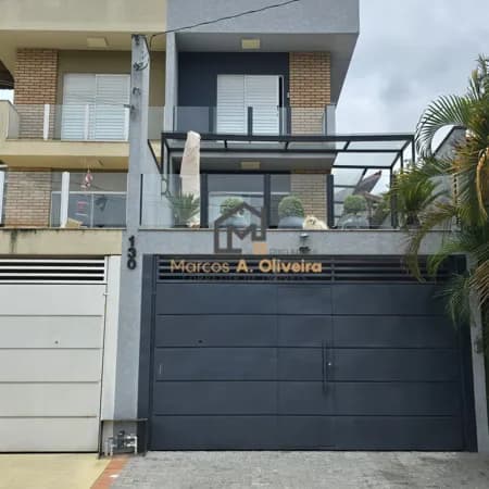 Sobrado em Atibaia - Jardim Maristela