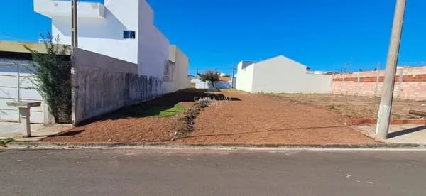 Terreno à venda