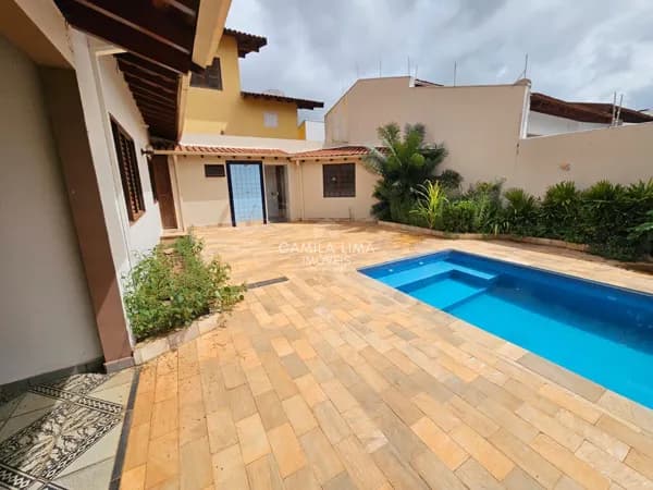 Casa à venda