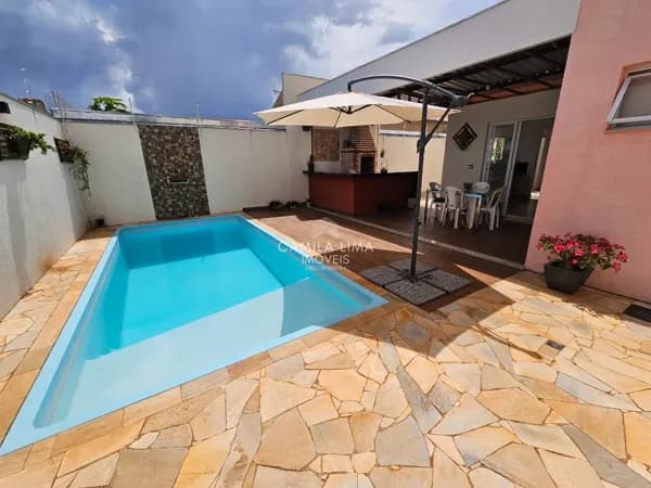 Casa em Garça - Residencial do Bosque