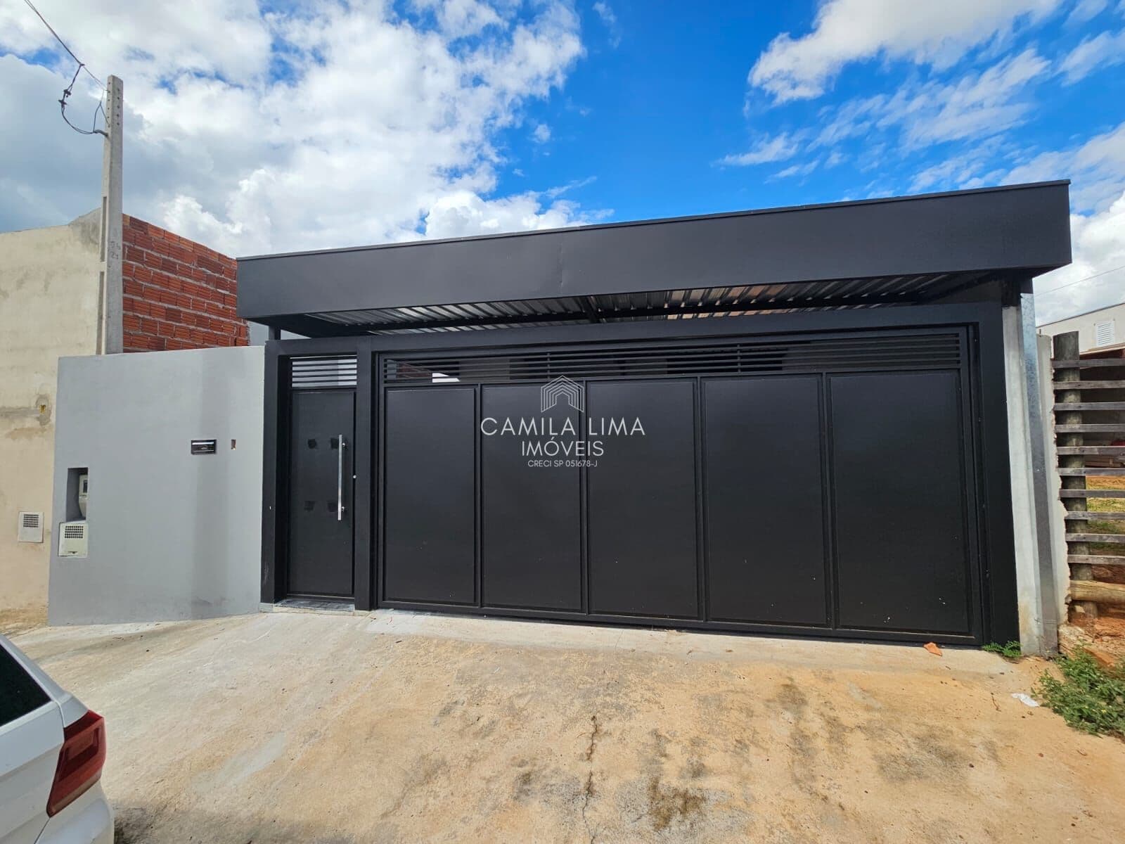 Casa nova à venda