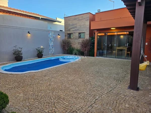 Edícula à venda