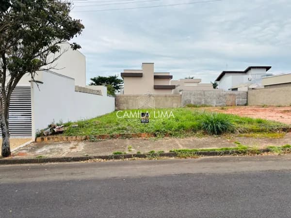 Lote/Terreno em Garça - Residencial do Bosque