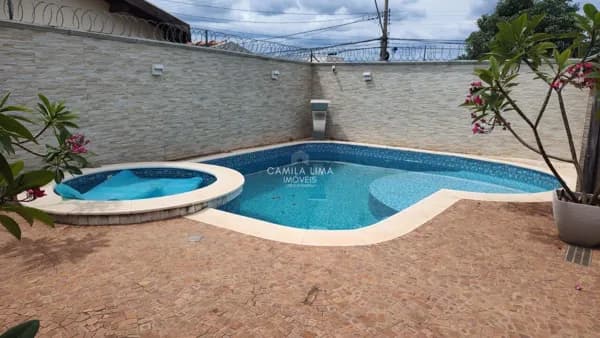 Casa à venda
