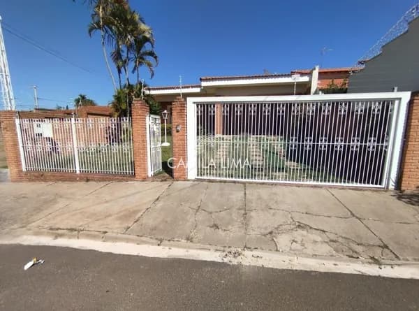 Casa à venda