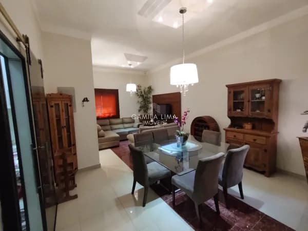Casa à venda