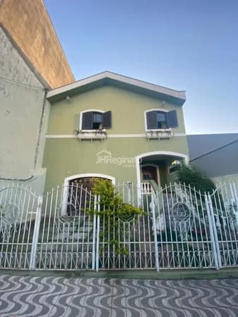 Sobrado à venda na região central de Votorantim -SP
